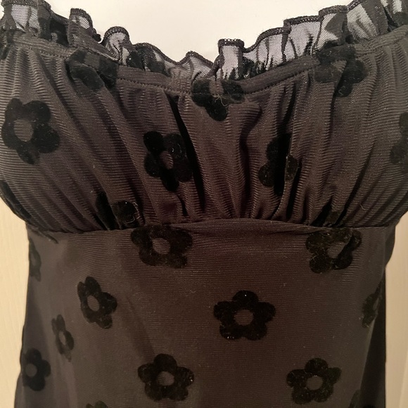 🍒Princess Polly Kaisila Black Daisy Dress - NWT - Size XS🍒 - Picture 7 of 7